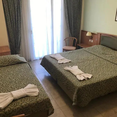 Hotel Holidays Tolón
