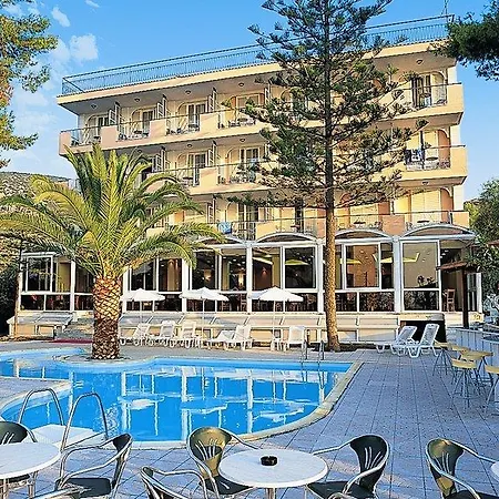 Hotel Holidays 4*