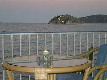 Hotel Holidays