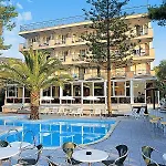 Ξενοδοχείο Holidays 4*