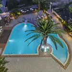 Holidays Ξενοδοχείο
