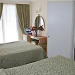 Holidays 4*