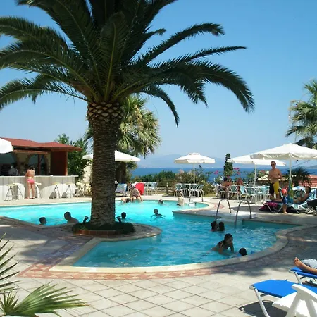 Holidays 4* טולון