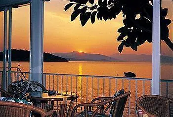 Holidays Hotel