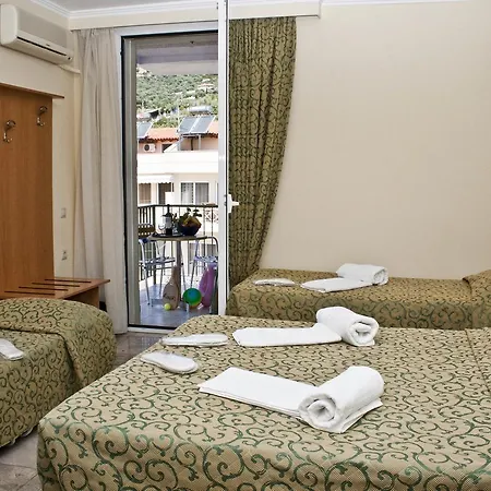 Holidays 4* טולון