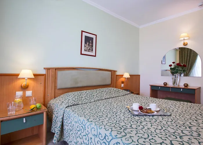 Holidays Hotel Tolón