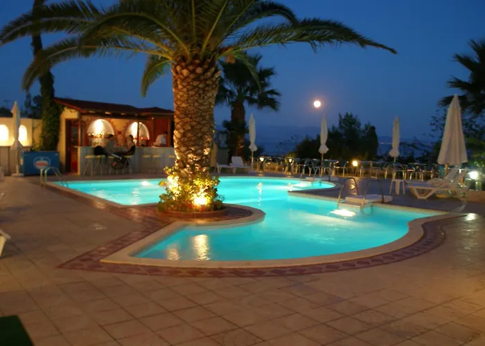 Hotel Holidays 4*